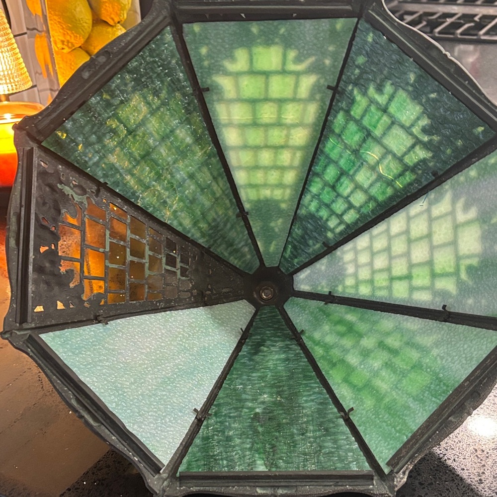 Beautiful Antique Lamp Shade - Picture 2 of 9